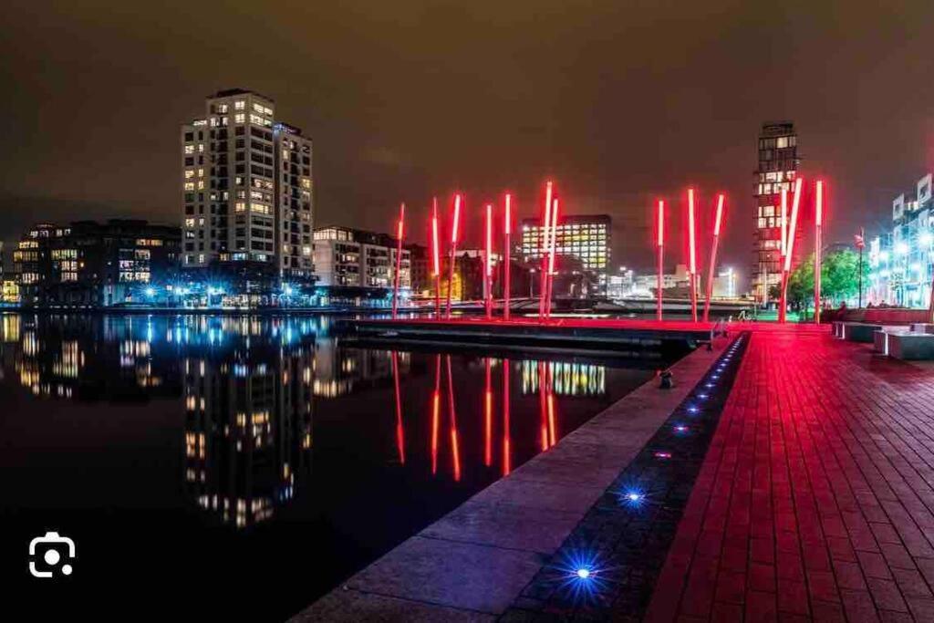 Shutdown Permanently Dublin Exterior foto